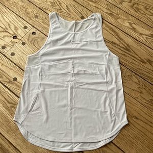 Lululemon gray tank, size 6